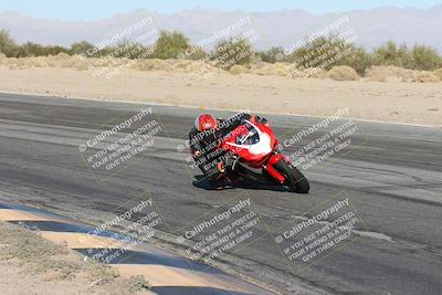 media/Dec-01-2025-Moto Forza (Mon) [[2daa91e15f]]/3-Beginner Group/Session 4 (Turn 10 Inside)/